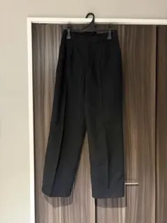 UNIQLO ブラック スラックス パンツ M