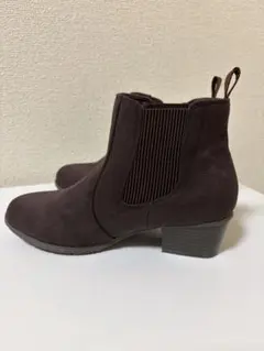 ダークブラウン サイドゴアブーツ 中ヒール