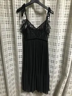 新品・タグあり・定価3.6万Grandtable ブラックワンピース　9A-M