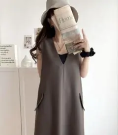 Classical Elf ポケット付きVネックワンピース(ロング丈)