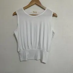 アナップ　 クロップドノースリーブ トップス　タンクトップ