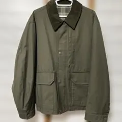 ユニクロ　ユーティリティショートブルゾン　Lサイズ 色オリーブ