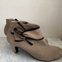 バニティービューティーショートブーツ　☆美品☆のサムネイル