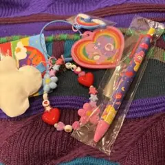 ケアベア　ウィグルウィグル　ジャラジャラキーリング ボールペンセット