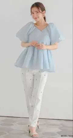 fitmore ☆大人気即完売品☆ ツイードペプラムトップス ブルー - メルカリ