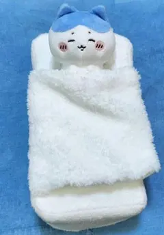 おふとんぬいぐるみティッシュケースカバー　ちいかわ　ハチワレ　アミューズメント