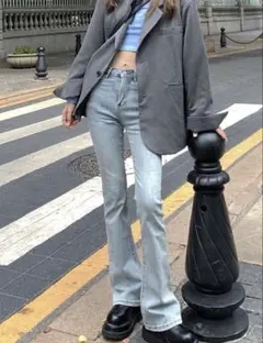 【美品・24時間以内発送】ハイウエストフレアデニム S