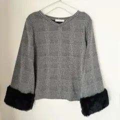 グレンチェックカットソー　袖口ファー　L　グレー　Vネック 裏起毛
