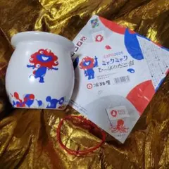 ひっぱりダコ飯 ミャクミャク兵庫県警蓋付きフィギュア付き ミャクミャク、人気駅弁「ひっぱりだこ飯」とコラボ 先行販売