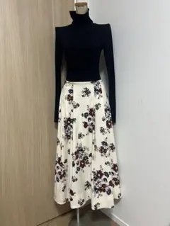 OZOC ロングスカート 秋〜冬 花柄 フレアスカート ミモレ丈 ウエストゴムのサムネイル