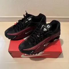 Nike Shox R4 (UK 3.5) 23cm