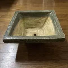 陶器の植木鉢　和風