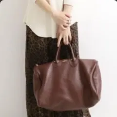 【IENA】YOUNG＆OLSEN EMBOSSED レザーボストンバッグ(M)のサムネイル