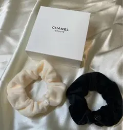 シャネルノベルティ新品シュシュ2個セット 箱付き黒、ピンク 激レア品k15h