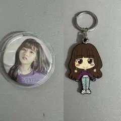 サナ 缶バッジ TWICE キーホルダー