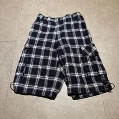 Burberry London キッズ　ハーフパンツ　七分丈　ノバチェック　紺