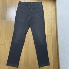 ユニクロ　スリムフィットチノ　76㎝ ダークグレー