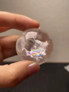 天然水晶 丸玉 レインボー アイリス スフィア 原石 置物 f-6 天然水晶 丸玉 レインボー アイリス スフィア 原石 置物 f-6 - メルカリ