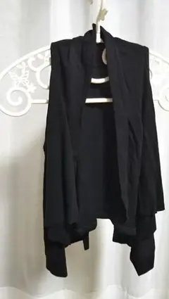 袖無し ベスト 110㎝ 男女兼用 黒色