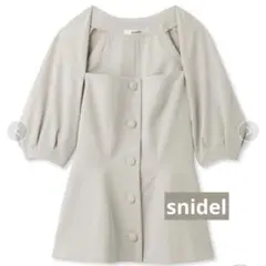 SNIDEL パフスリーブ ペプラム ブラウス ベージュ フリーサイズ 