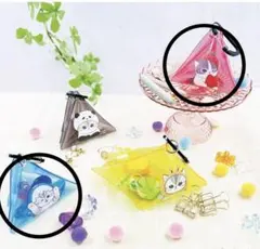 モフサンド　クリア三角ポーチカルビナ付き サメにゃん、いちごにゃん