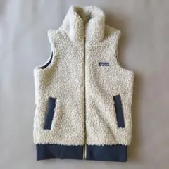 patagonia フリースベスト アイボリー　ボア　パタゴニア　レディース