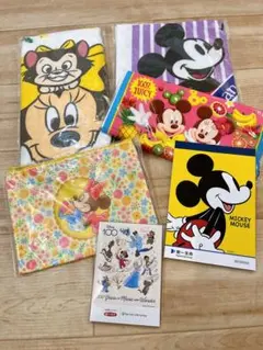 ディズニーグッズ　まとめ売り　ポーチ　タオル