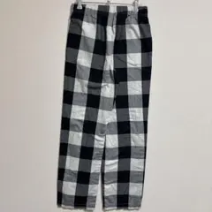 チェック柄カジュアルパンツ