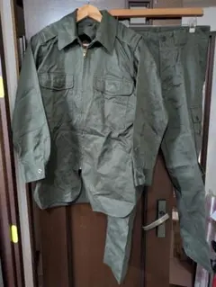 実物 珍品 イラン革命防衛隊 IRGC 制服 上下セット イラン製 サイズ48