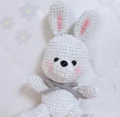 【ハンドメイド】あみぐるみ　お座り　うさぎさん