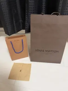 DELVAUX デルヴォー デルボー 空箱 ボックス リボンと袋 - メルカリ