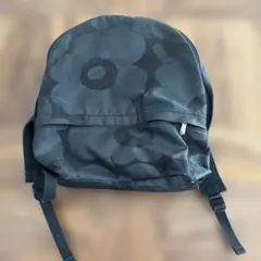 marimekko ブラック フラワーパターン リュック