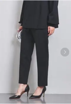 新品♡ユナイテッドアローズ　タック　テーパード　パンツ36