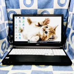 第十世代！爆速SSD512&メモリ16G✨i5☆大人な黒PC♪カメラ！Win11のサムネイル
