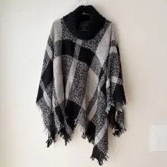 美品 レア ポンチョ タートルネック グレー ブラック チェック柄