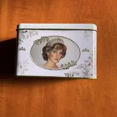 2026年最新】ダイアナ妃の人気アイテム - メルカリ