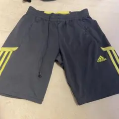 お値下げ！　アディダス　ハーフパンツ　トレーニング　サッカー　フットサル