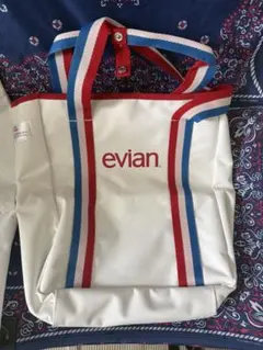 ユナイテッドアローズ　evianコラボのサムネイル