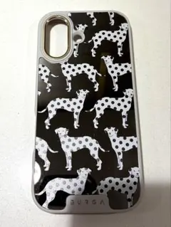 BURGA iPhone17ケース ダルメシアン柄