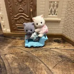 ☆美品☆【シルバニアファミリー】ペルシャネコ ふたご赤ちゃん