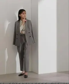 NATURAL BEAUTY BASIC シャークスキンテーパードパンツ