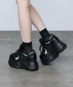 新品 EMODA タンクバルキースニーカー 厚底 Ｌ