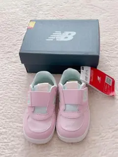 Item thumbnail for item ff398d5a-73be-48c5-af5b-5a43dc9448a3