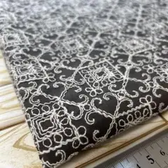 縦100cm×横95cm 刺繍生地