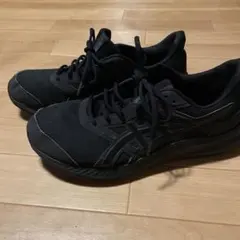 アシックス　ランニングシューズ　軽量