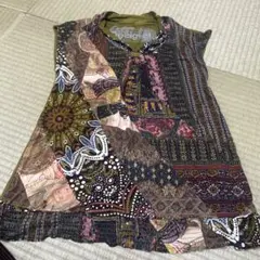 Desigual ノースリーブ トップス 総柄のサムネイル