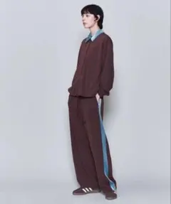 白 ワイドパンツ
