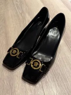 VERSACE メデューサ エナメル パンプス　ローファー 黒のサムネイル