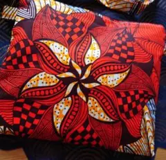 【タイムセール】アフリカ布シリーズ　★ショルダーバッグ【レッド】