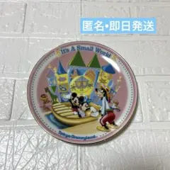 希少　東京ディズニーランド It's A Small World プレート　即日